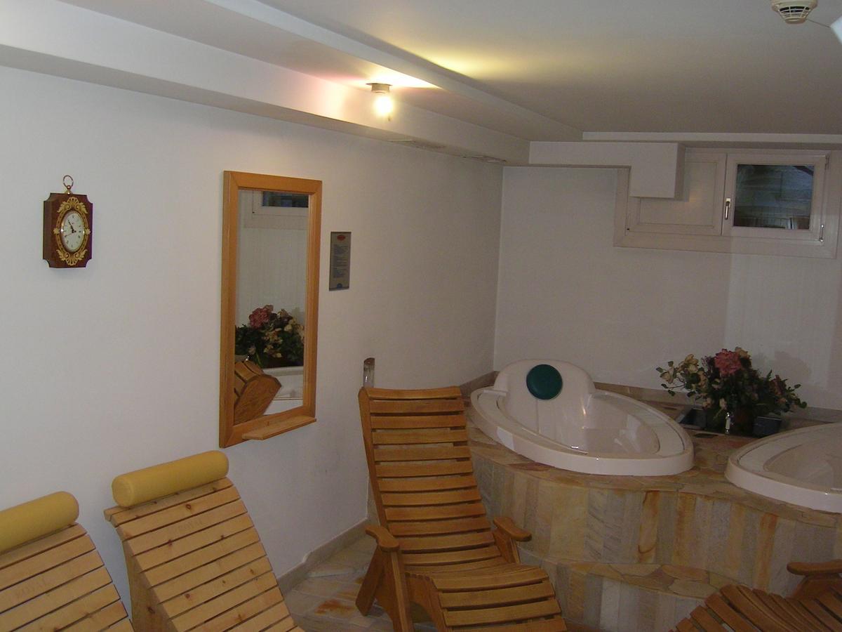 Hotel Garni Royal Arabba Exteriör bild
