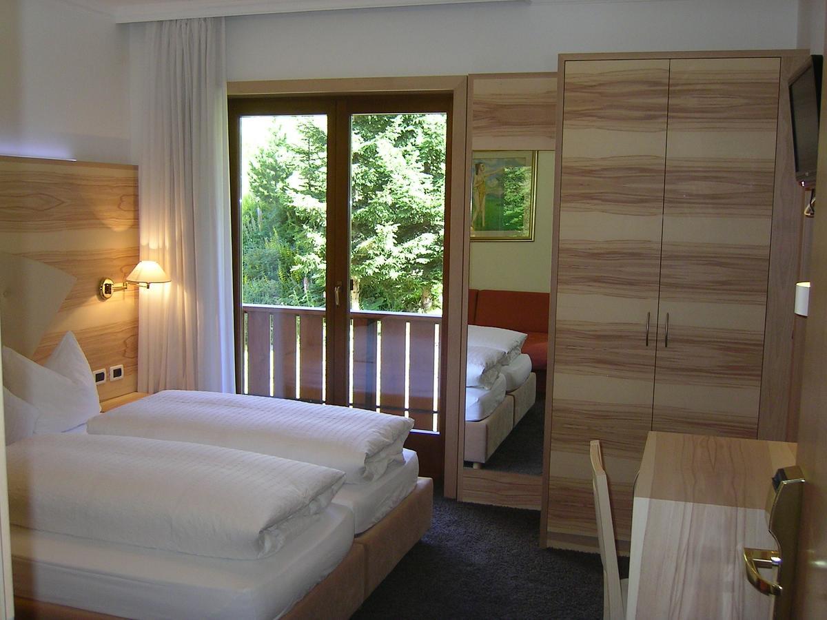 Hotel Garni Royal Arabba Exteriör bild