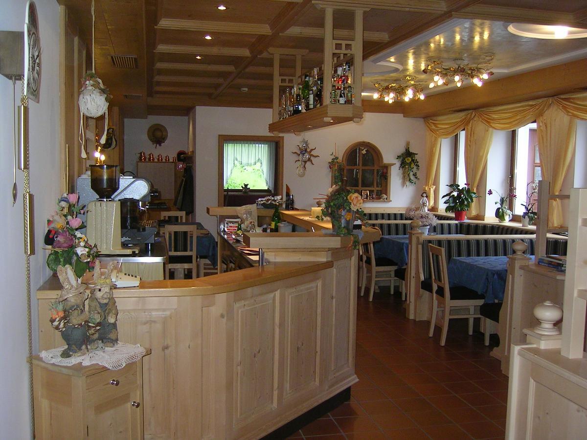 Hotel Garni Royal Arabba Exteriör bild