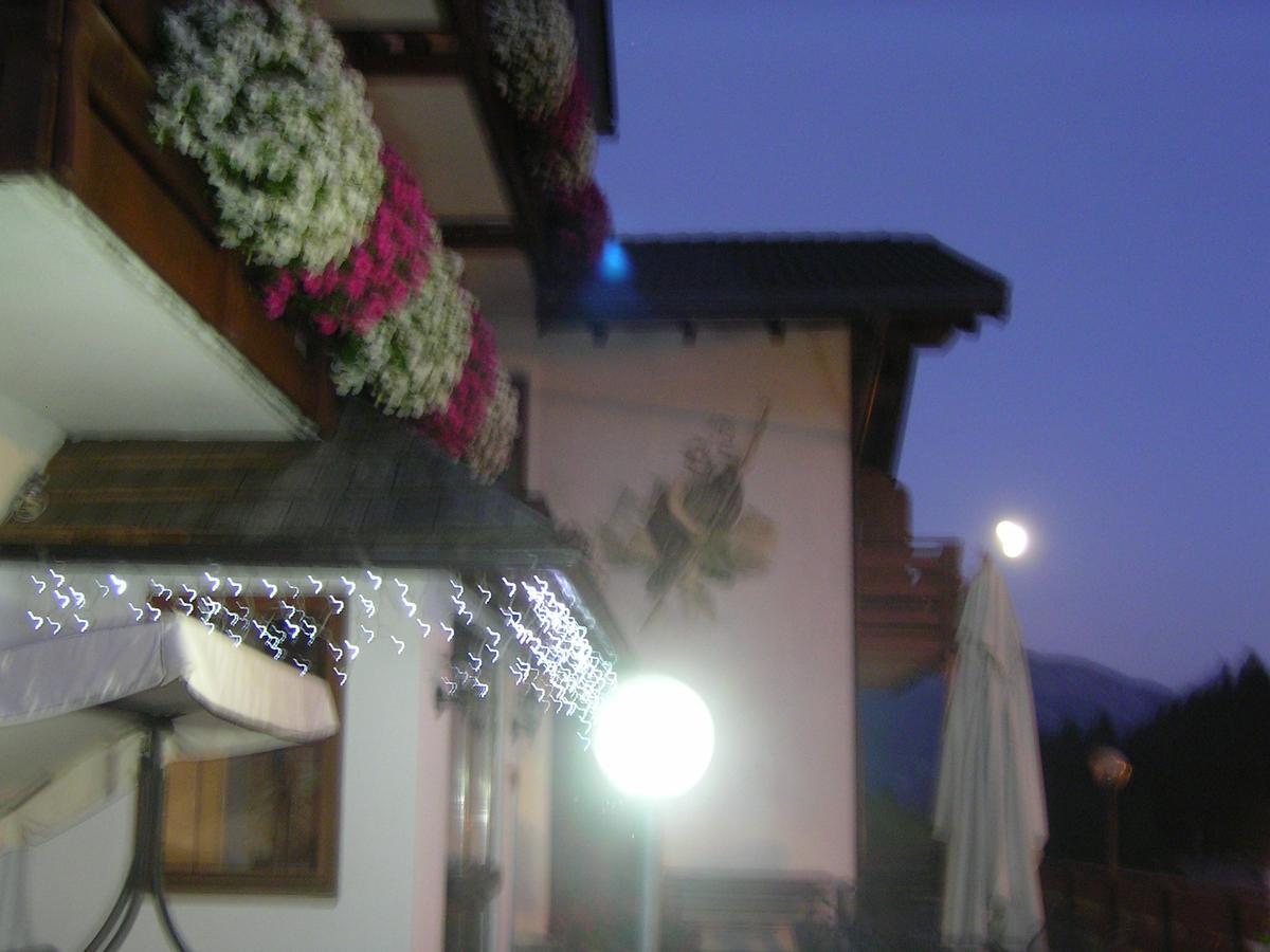 Hotel Garni Royal Arabba Exteriör bild