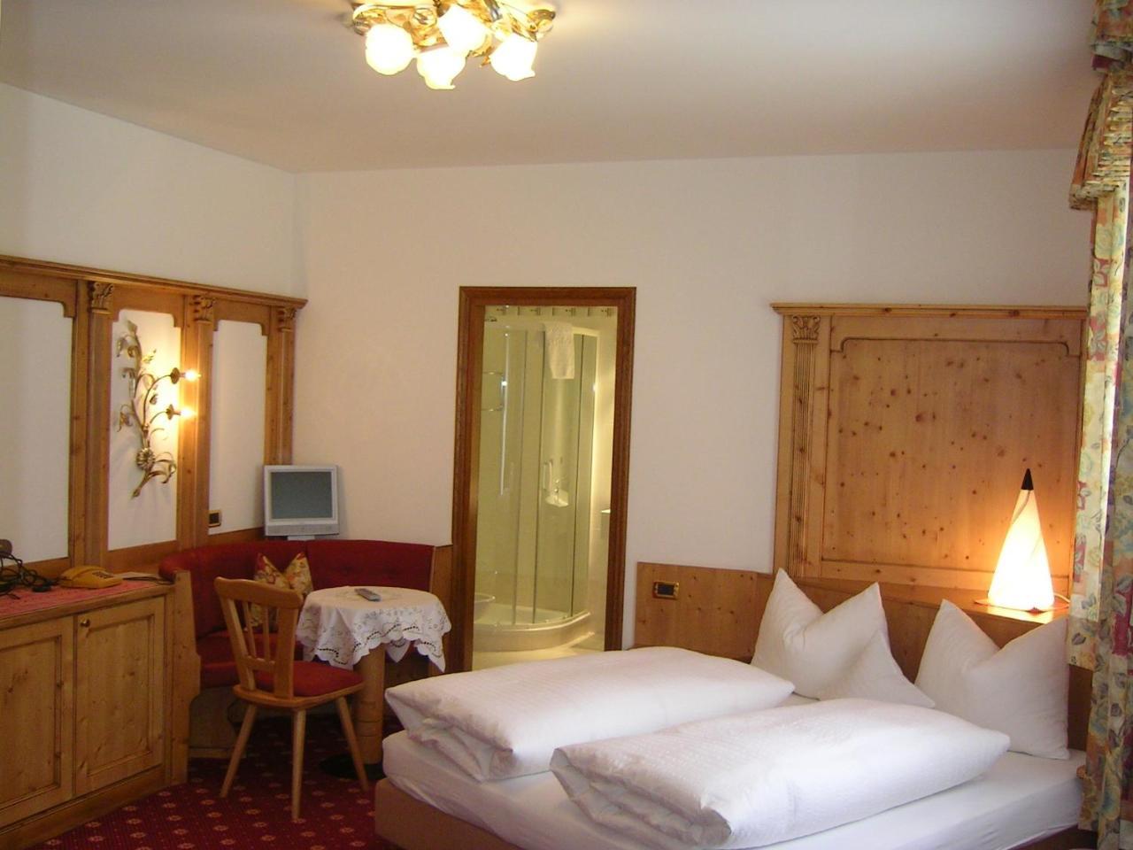 Hotel Garni Royal Arabba Exteriör bild
